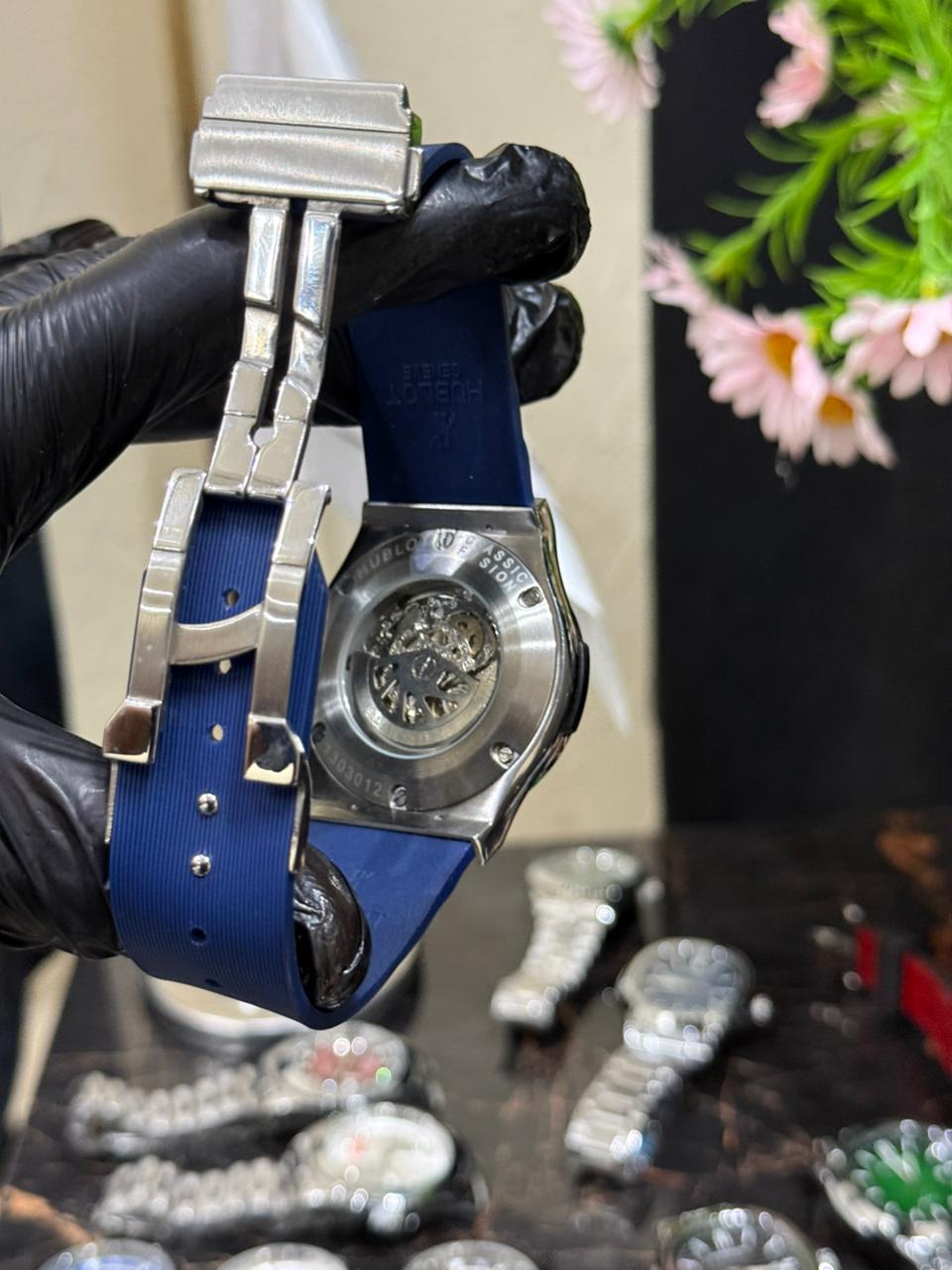 Skeleton Diamond-Style Luxury Watch
